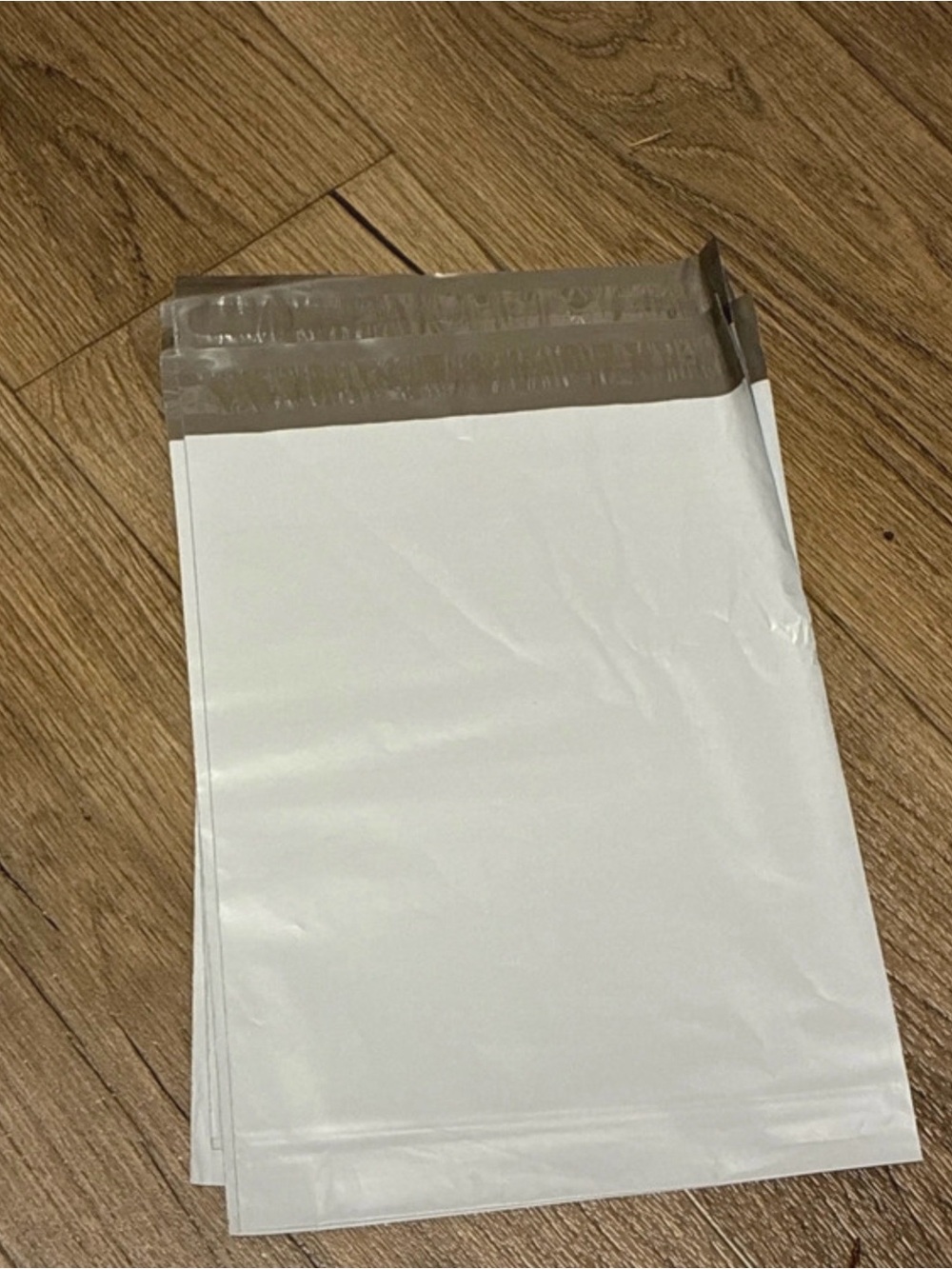 35 CT White Self-Seal Mailing Bags -Pack of Protective Poly Envelopes Size 10x13